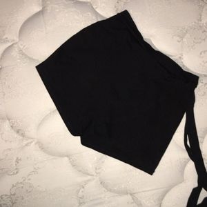Black Envelope Skirt/Skort